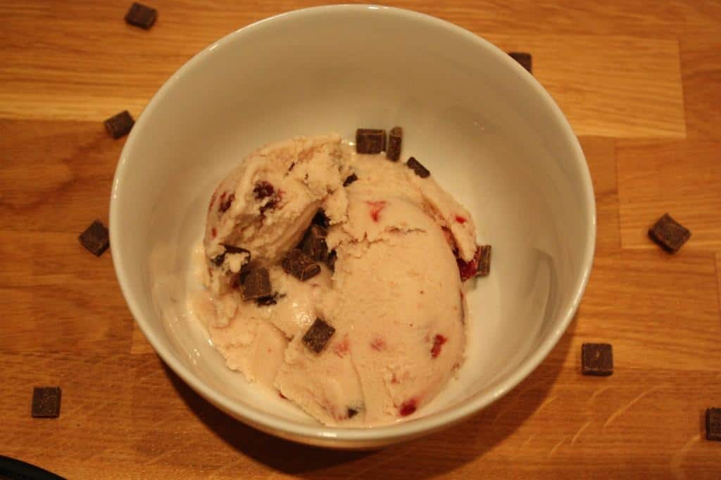 Vegan amaretto, cherry & chocolate chunk ice cream