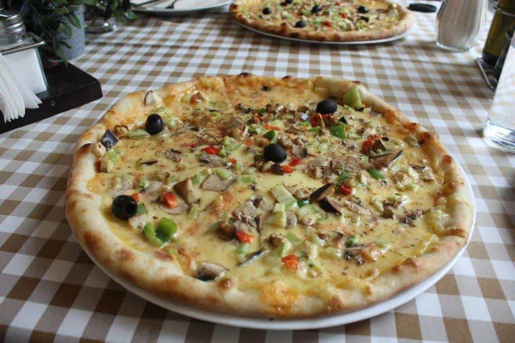 Vegan Lent Eastern Europe: vegan pizza in Kotor, Montenegro
