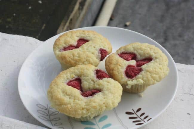Vegan picnic recipes: lemon raspberry muffins