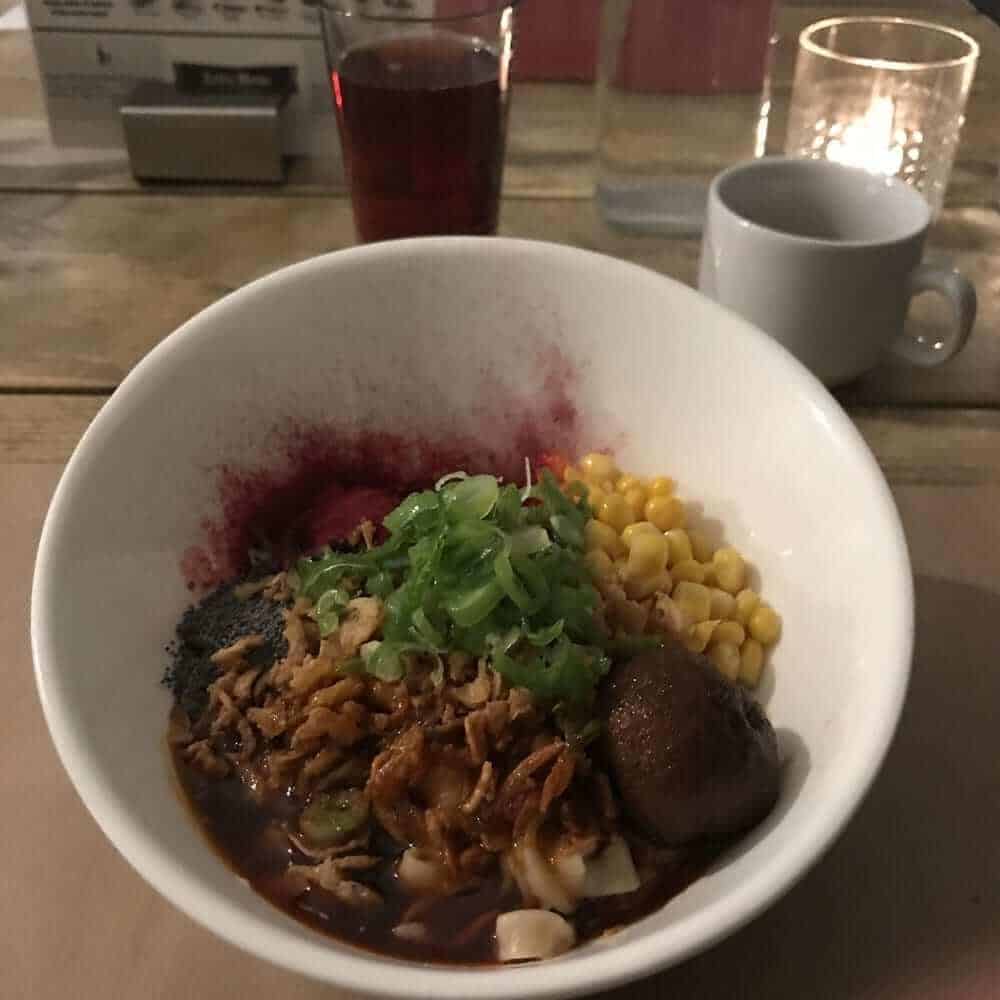 Men Impossible vegan ramen restaurant, Amsterdam