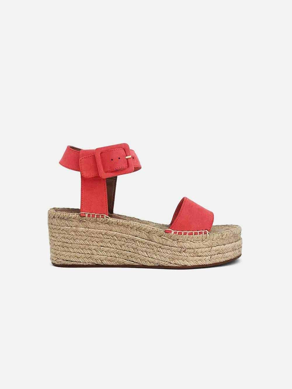 Platform shoes with coral straps and jute soles