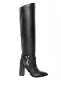 The Best Vegan Knee High Boots to Beat the Winter in 2022 - The Vegan Word