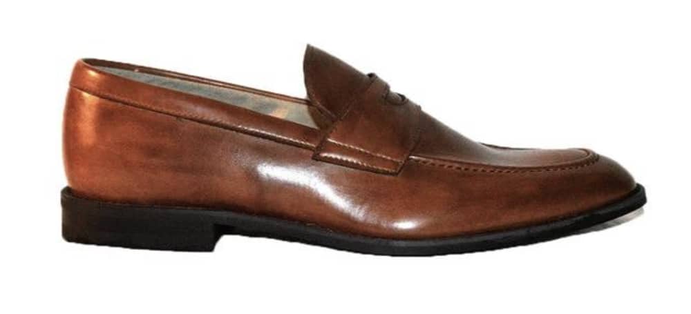 Brown vegan loafers from Marzeri
